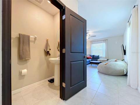 6131 Spring Crayfish Avenue, New Port Richey FL - photo 12 of 39