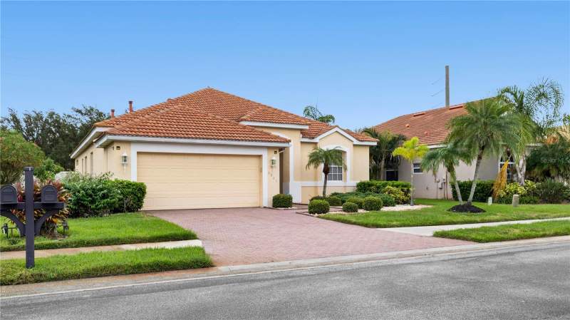 3 bedroom Single Family Residence at 6841 74th Street Circle, River Place, Bradenton — photo 4