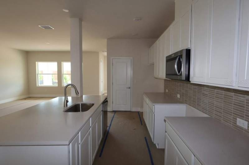 4 bedroom Single Family Residence at 2786 Soleta View, Soleta At Starkey Ranch, Odessa — photo 4