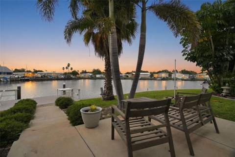 7162 Mount Arlington Drive #417, St Petersburg FL - photo 6 of 37