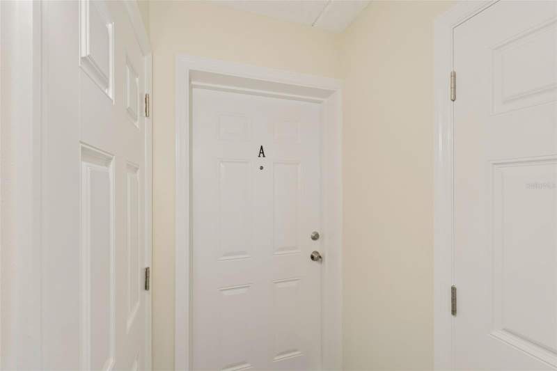 1 bedroom Condominium at 1062 85TH TERRACE #A, JAMESTOWN CONDO, ST PETERSBURG — photo 4