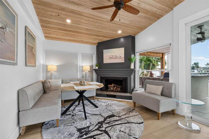 3 bedroom Single Family Residence at 8009 13th Avenue, South Cswy Isle Yacht Club 4th Add, St Petersburg — photo 4