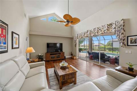 4619 Chase Oaks Drive, Sarasota FL - photo 15 of 75