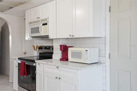13630 Garris Drive, Hudson FL - photo 15 of 48