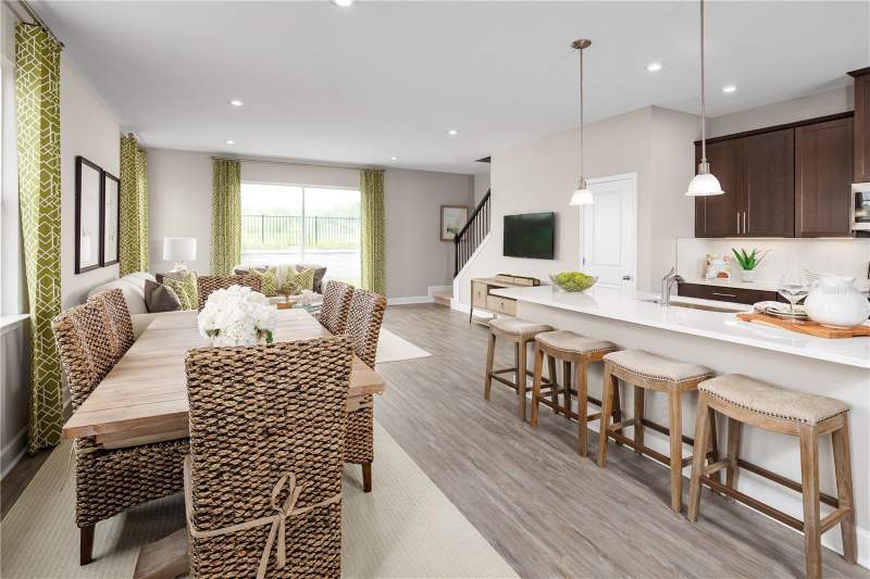 3 bedroom Townhouse at 6692 CEDAR LANDING CIRCLE, CEDAR LANDINGS TOWNHOMES, LEESBURG — photo 4