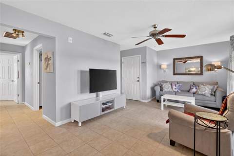 4754 Cobia Drive #D, St Petersburg FL - photo 10 of 40