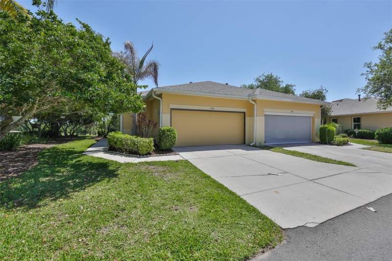 Fairbourne Condo