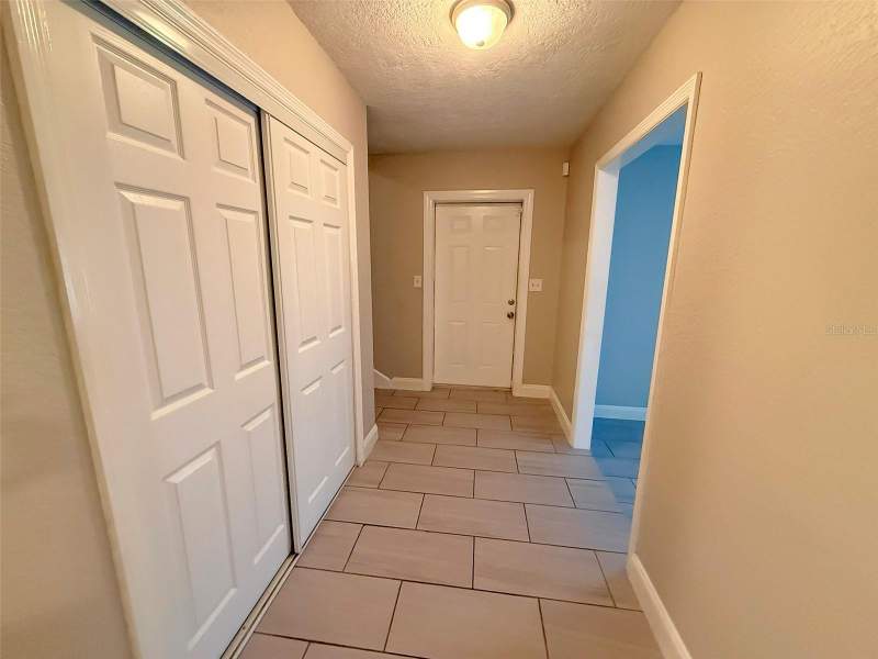 3 bedroom Single Family Residence at 1231 W 9th Street, Edgeton Add, Lakeland — photo 2