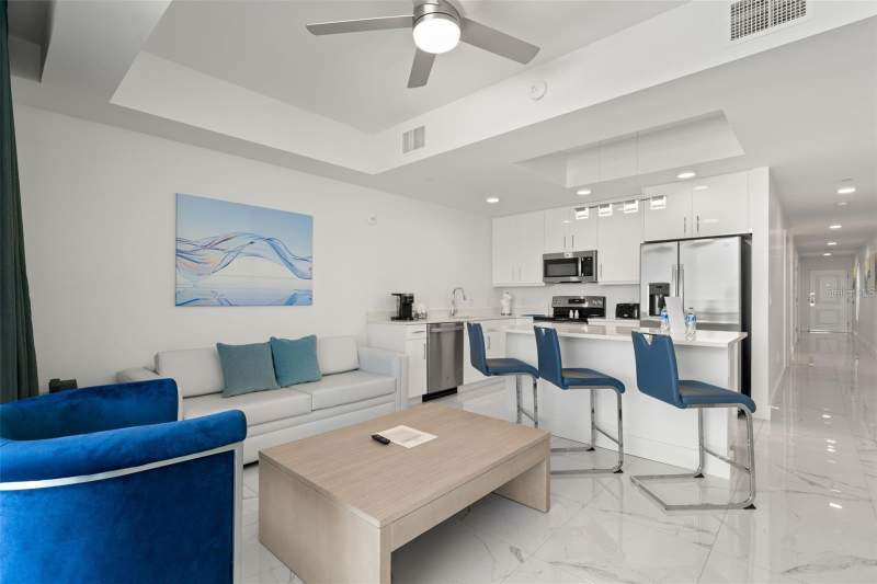 2 bedroom Condo - Hotel at 11500 Gulf Boulevard #304, Ocean Club Treasure Island A Resort Condo, Treasure Island — photo 5