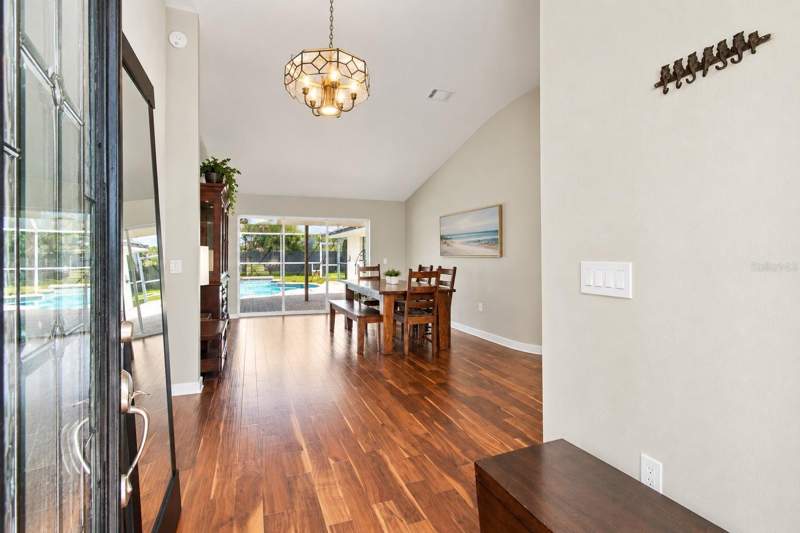 4 bedroom Single Family Residence at 2202 Glen Mist Drive, Eastwood Glenn, Valrico — photo 5