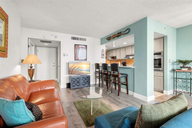 1 bedroom Condominium at 470 3rd Street #613, Beacon On 3rd St The, St Petersburg — photo 3