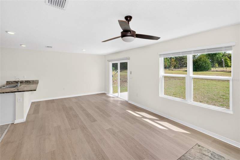 4 bedroom Single Family Residence at 17499 NW 172nd Avenue, Briarwood Ph 1 Pb 37 Pg 33, Alachua — photo 4
