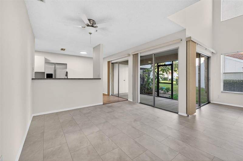 2 bedroom Townhouse at 4843 Napoli Court, Cluster Homes, St Petersburg — photo 3
