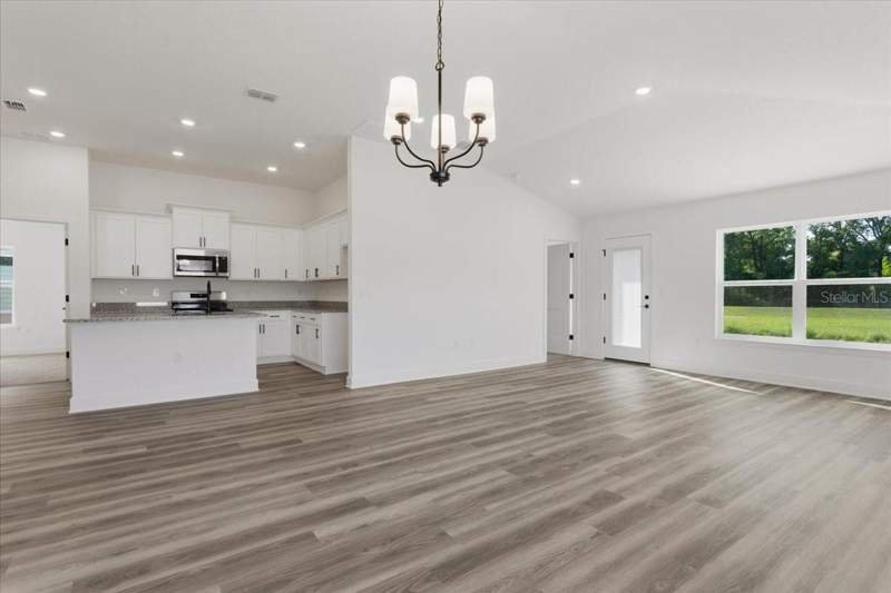 4 bedroom Single Family Residence at 13658 NW 150th Circle, Kirkland Farms Ph 1 Pb 39 Pg 65, Alachua — photo 3