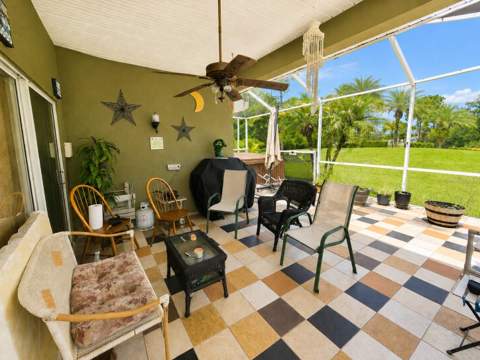 9305 Mandrake Court, Tampa FL - photo 14 of 32