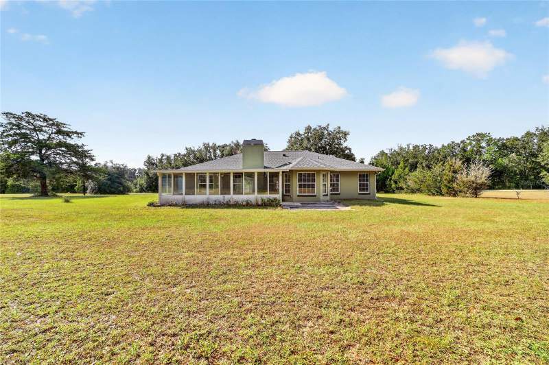 3 bedroom Single Family Residence at 20191 SW Marine Boulevard, Rainbow Lakes Estate, Dunnellon — photo 5