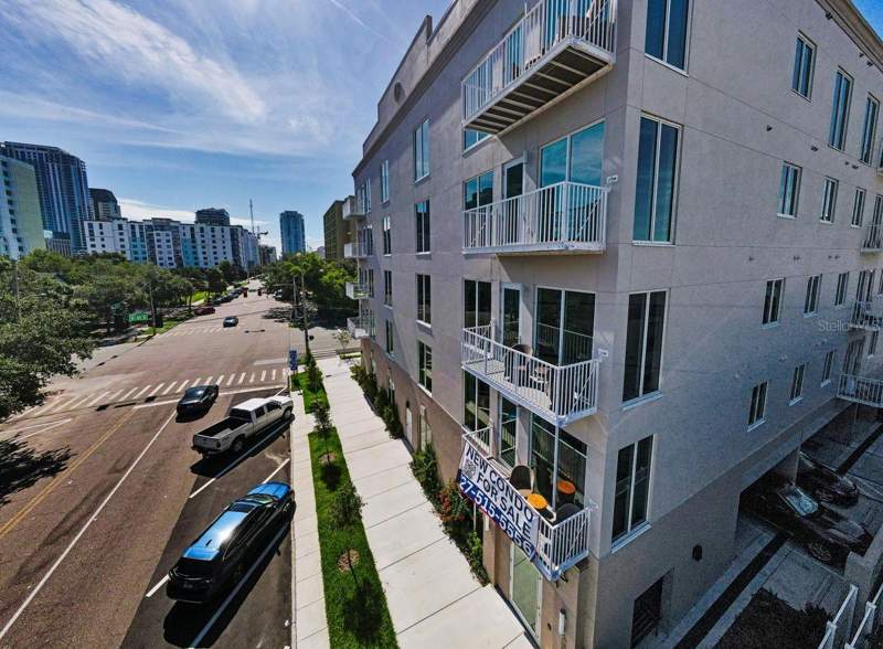 3 bedroom Condominium at 600 3rd Avenue #301, Castille Urbana Condo, St Petersburg — photo 3