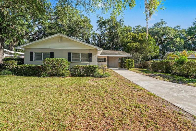521 W PALMEDEN DRIVE home for sale in Edenholme
