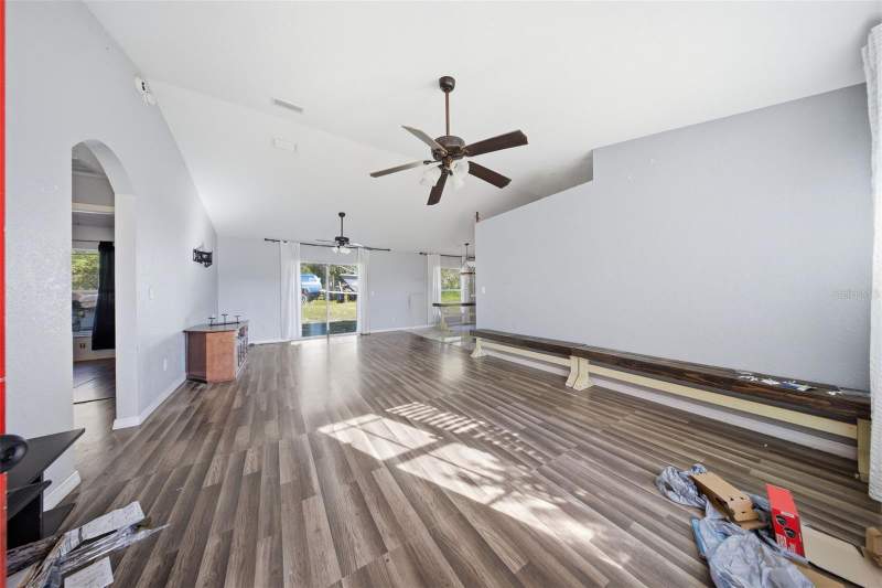 3 bedroom Single Family Residence at 15962 SW 49th Court Road, Marion Oaks Un 05, Ocala — photo 2