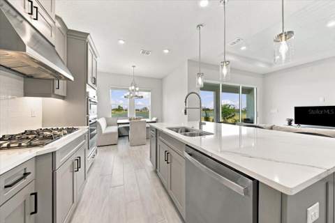13705 Iona Avenue, Palmetto FL - photo 16 of 45