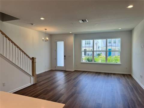 1888 Crowncrest Drive, Apopka FL - photo 10 of 36