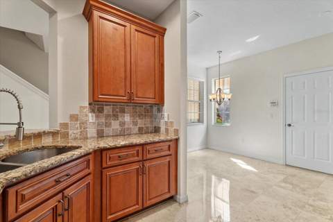 3623 Parkridge Circle #11-104, Sarasota FL - photo 16 of 48
