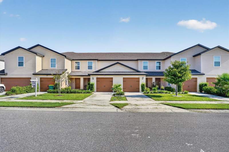 2 bedroom Single Family Residence at 1556 Wynford Circle, Hamlets/Tavares, Tavares — photo 3
