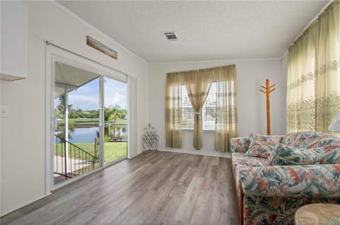 720 Dania Court, Punta Gorda FL - photo 16 of 39