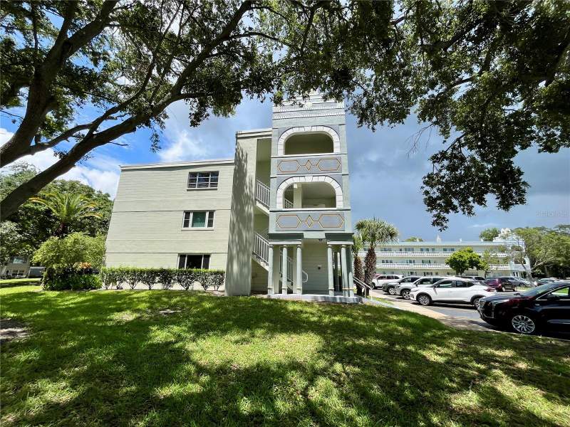 2 bedroom Condominium at 2292 Costa Rican Drive #22, On Top Of The World, Clearwater — photo 2