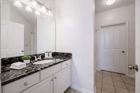 12849 Madison Pointe Circle #307, Orlando FL - photo 14 of 22
