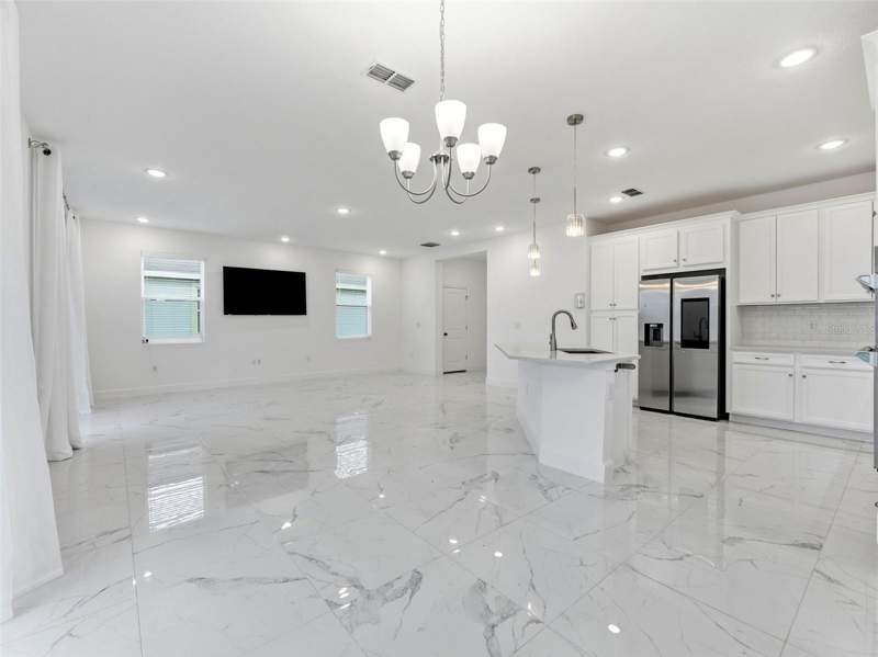 4 bedroom Single Family Residence at 5232 Wishing Arch Drive, Mirabay Prcl 8, Apollo Beach — photo 4