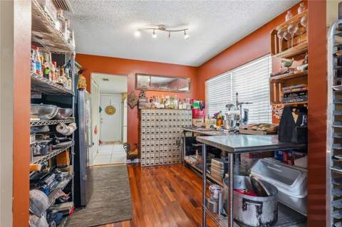 12922 N Albany Avenue, Tampa FL - photo 6 of 38
