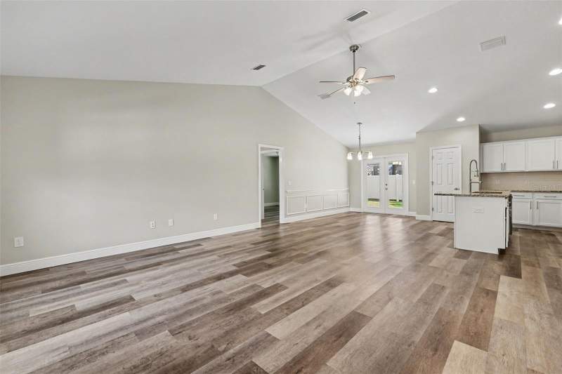 3 bedroom Single Family Residence at 6930 SW 109th Lane, Oak Ridge Estate, Ocala — photo 4