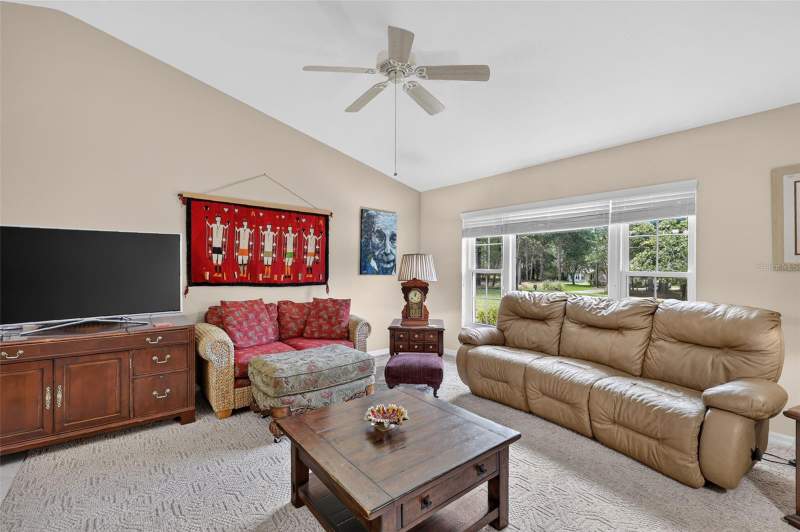 3 bedroom Single Family Residence at 21859 SW 82nd Street, Rainbow Springs The Woodlands, Dunnellon — photo 5