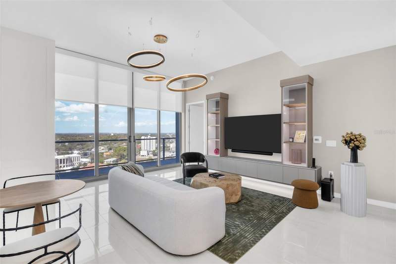 3 bedroom Condominium at 400 Central Avenue #2705, 400 Central, St Petersburg — photo 4