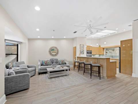 2352 Harbour Oaks Drive, Longboat Key FL - photo 12 of 59