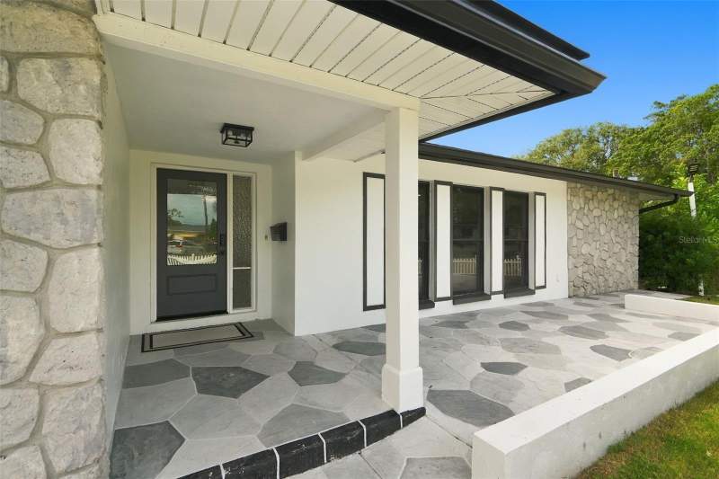 3 bedroom Single Family Residence at 330 Patica Rd NE, Rio Vista, St Petersburg — photo 5