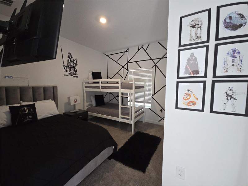 5 bedroom Townhouse at 1036 Leader Street, Stoneybrook South North Pcl-Ph, Davenport — photo 5