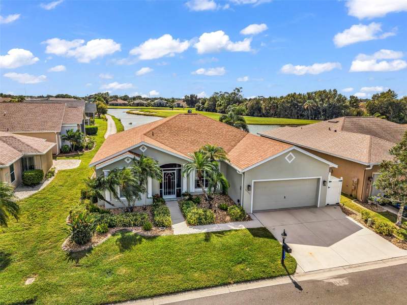 3 bedroom Single Family Residence at 24347 Buckingham Way, Kings Gate Ph 02, Port Charlotte — photo 2