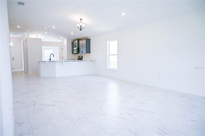 4 bedroom Single Family Residence at 3135 NE 45th Avenue, Oak Hill Plantation Ph 2B Re-P, Ocala — photo 4