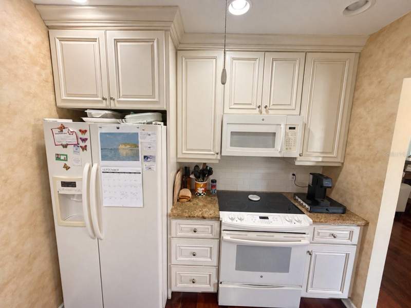3 bedroom Single Family Residence at 1323 S Shade Avenue, Rustic Lodge 2, Sarasota — photo 5