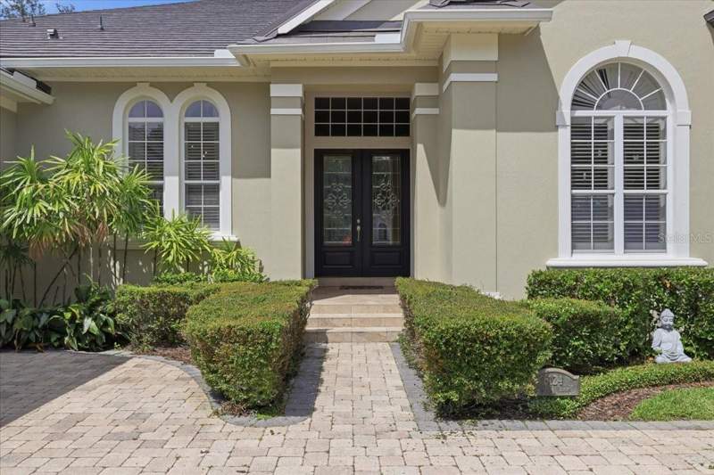 4 bedroom Single Family Residence at 6124 Foxfield Court, Keenes Pointe, Windermere — photo 2