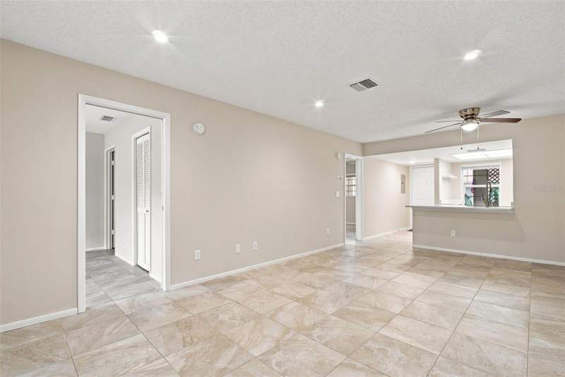 2 bedroom Condominium at 2460 Northside Drive #1202, Azalea Woods Condo, Clearwater — photo 3