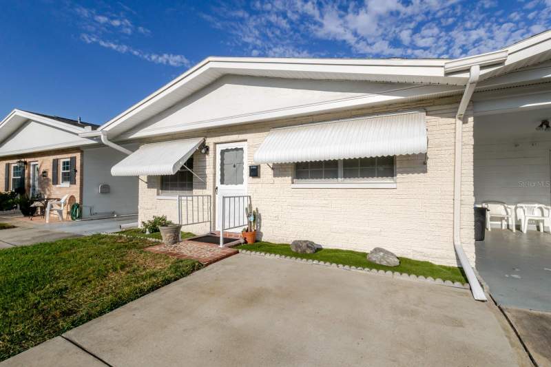 2 bedroom Villa at 9905 Dahlia Street #27, Springwood Villas, Pinellas Park — photo 2
