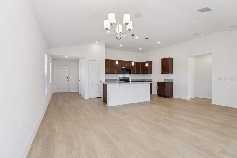 3 bedroom Single Family Residence at 1516 Kayla Circle, Robins Run Phase 1, Lake Wales — photo 4