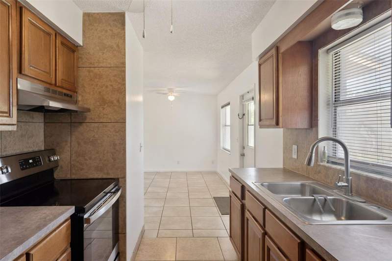 3 bedroom Single Family Residence at 4225 NE 25th Avenue, Trade Winds Village, Ocala — photo 5