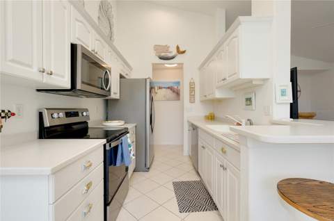 703 Casa Del Lago Way #703, Venice FL - photo 12 of 52
