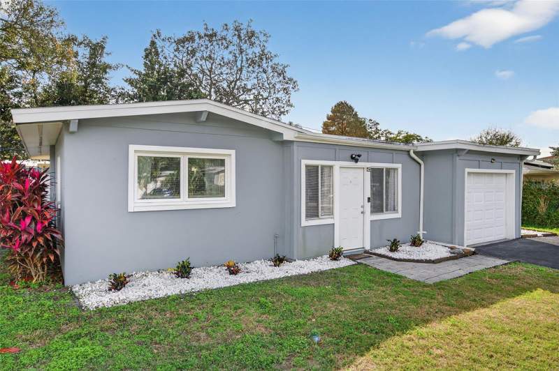 Lake Pines Estates