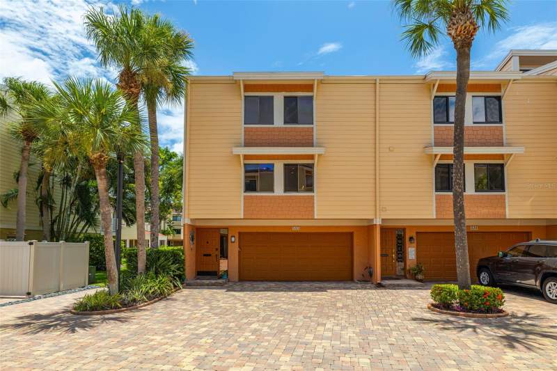 533 SANDY HOOK ROAD home for sale in Paradise Island