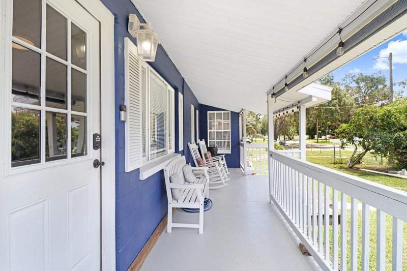 3 bedroom Single Family Residence at 11110 Hackney Drive, Happy Acres Sub 1 S, Riverview — photo 2